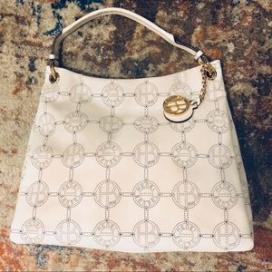🌻 Henri Bendel Monogram Cream Hobo Tote 💕